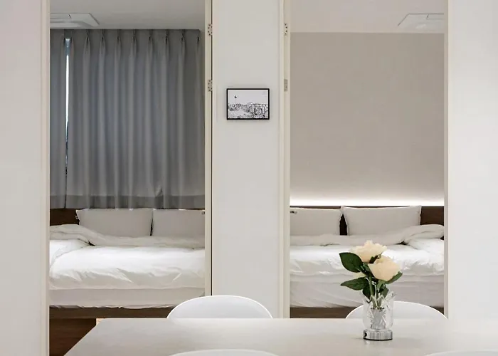 301jhblossomstayjeonpo Appartement